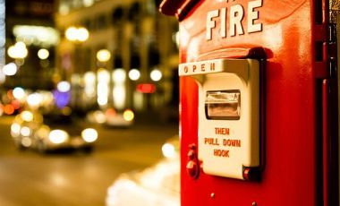 Achar Cosanta Dóiteáin Aláraim Dóiteáin